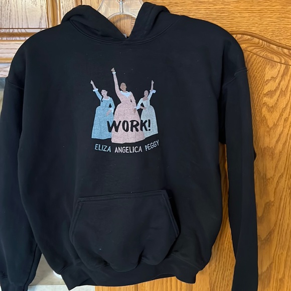 Gildan Girls Sweatshirt - Picture 1 of 5